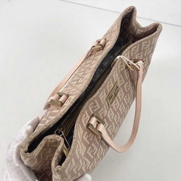 Authentic Fendi Zucca Bag - Picture 5 of 5